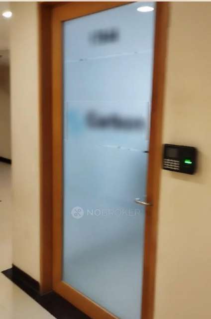 Office Space in Sector 32 Road, Noida for Rent