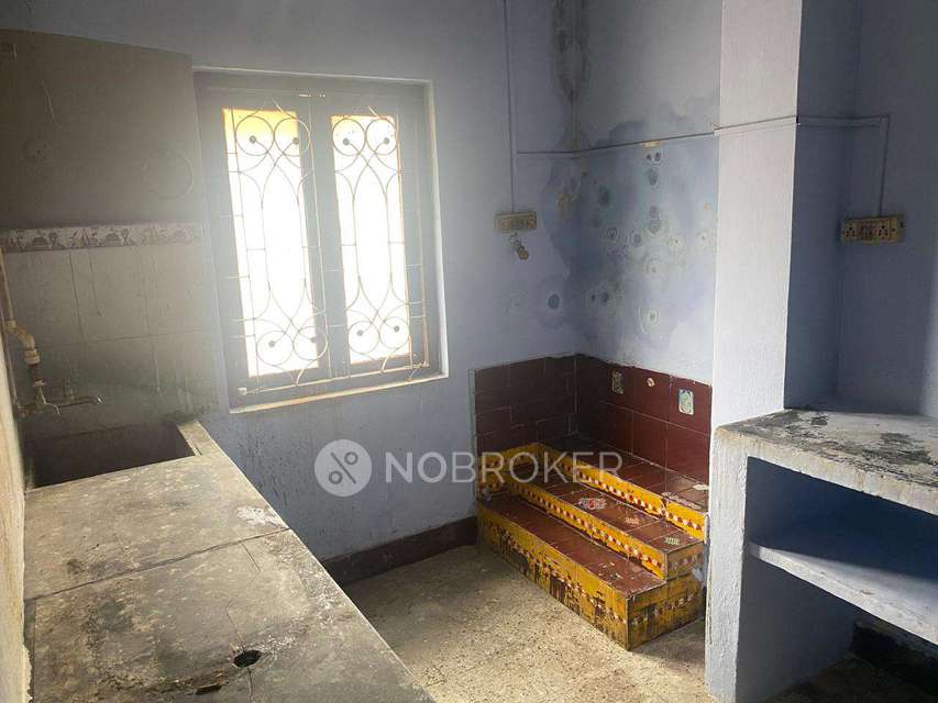 2 BHK Flat In Subodaya Apartment For Sale  In  Malkajgiri