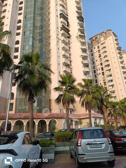 3 BHK Flat In Amrapali Sapphire For Sale  In Sector-45