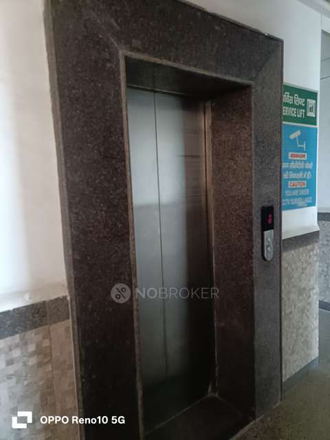 3 BHK Flat In Amrapali Sapphire For Sale  In Sector-45