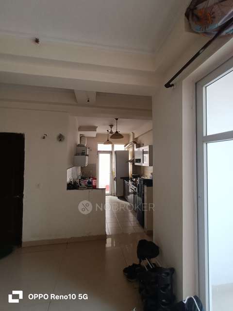 3 BHK Flat In Amrapali Sapphire For Sale  In Sector-45