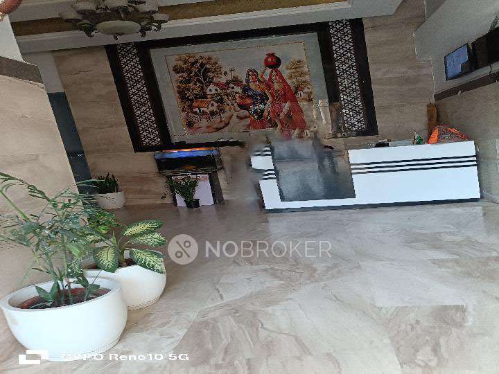 3 BHK Flat In Amrapali Sapphire For Sale  In Sector-45