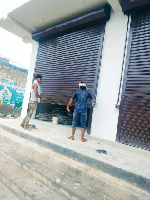 Showroom in Loni, Ghaziabad for Rent