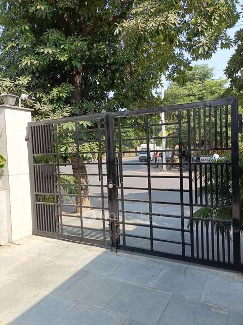 Office Space in Sector 67, Noida for Rent 