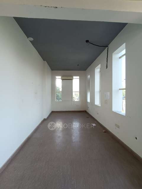 Office Space in Sector 67, Noida for Rent 