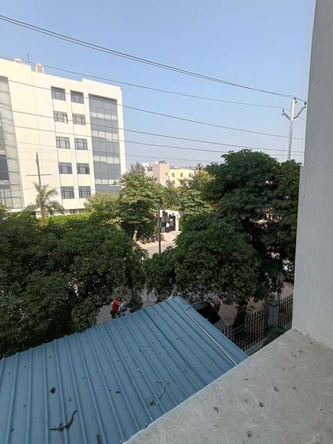 Office Space in Sector 67, Noida for Rent 