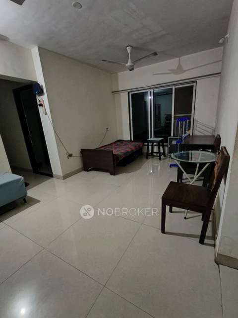 Single Room for Female In 3 BHK  In Dgs Sheetal Tapovan In Malad East