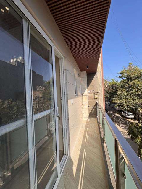 3 BHK Flat In Lic Colony For Sale  In Pancshim Vihar