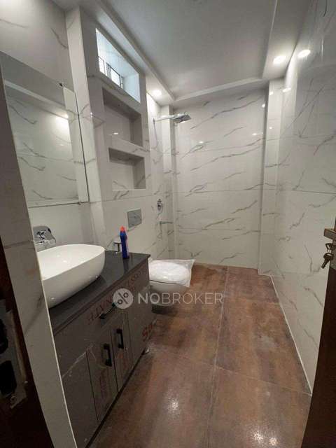 3 BHK Flat In Lic Colony For Sale  In Pancshim Vihar