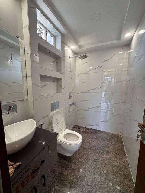 3 BHK Flat In Lic Colony For Sale  In Pancshim Vihar