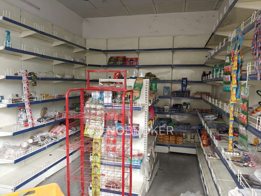 Shop in Twin Citywalk, Noida for sale 