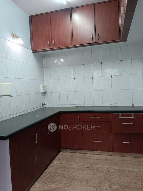 2 BHK Flat In Srinidhi Apartments For Sale  In Banashankari