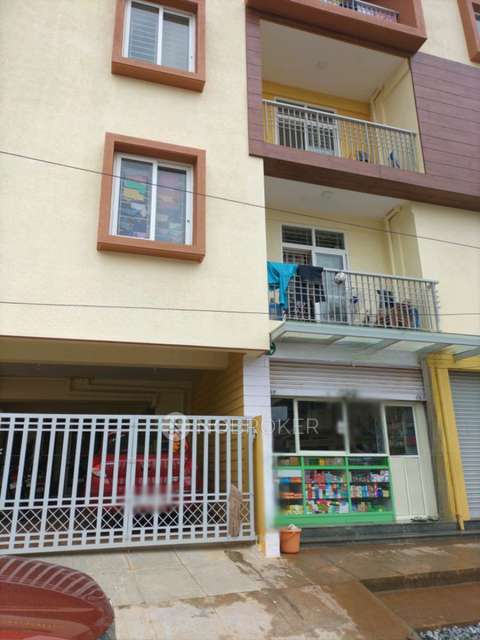 1 BHK Flat In Latha Amrutha for Rent  In Varanasi