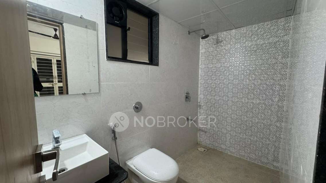 3 BHK Flat In Kohinoor Viva City for Rent  In Dhanori