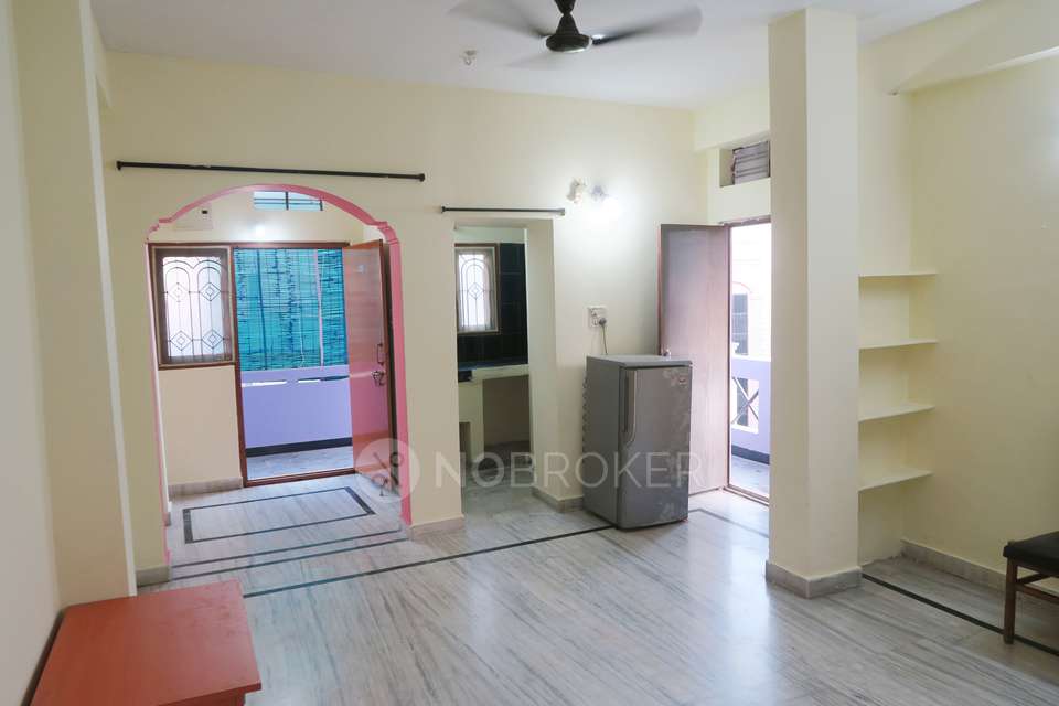 1 BHK Flat In Standalone Building  for Rent  In Banjara Hills