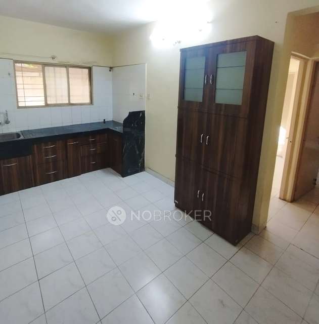 2 BHK Flat In Yash Sankul Hsg Soc for Rent  In  Pimpale Saudagar