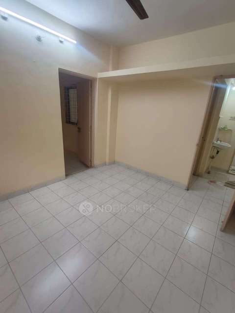 2 BHK Flat In Yash Sankul Hsg Soc for Rent  In  Pimpale Saudagar