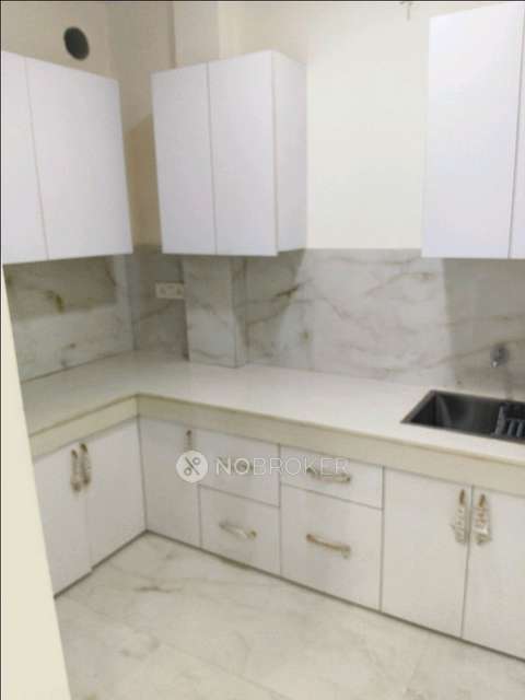 2 BHK Flat In Shiv Apartments For Sale  In Shalimar Garden