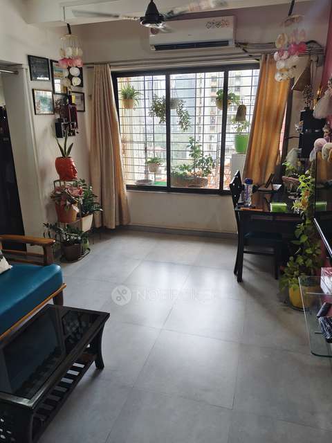 1 BHK Flat In Pavanputra Chs For Sale  In Parel