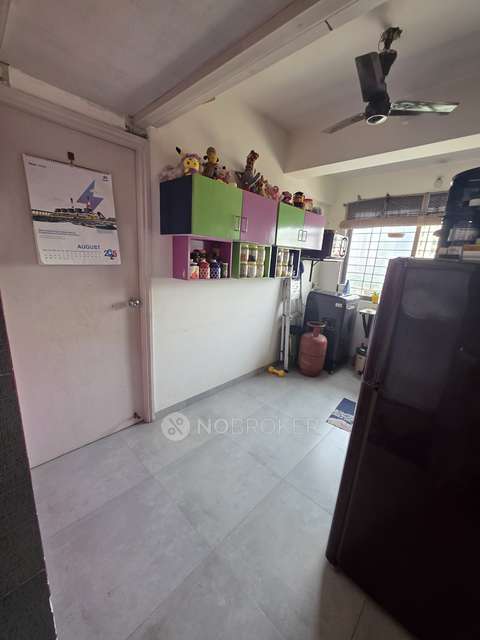 1 BHK Flat In Pavanputra Chs For Sale  In Parel