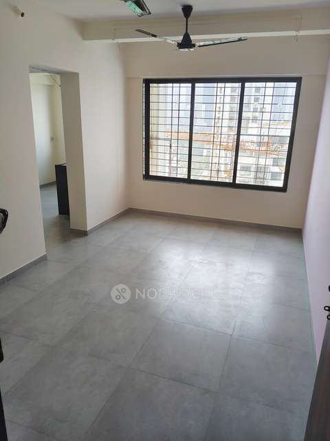 1 BHK Flat In Pavanputra Chs For Sale  In Parel