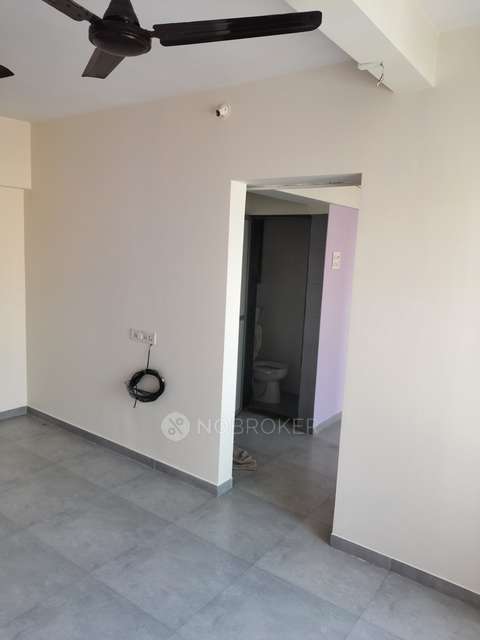 1 BHK Flat In Pavanputra Chs For Sale  In Parel