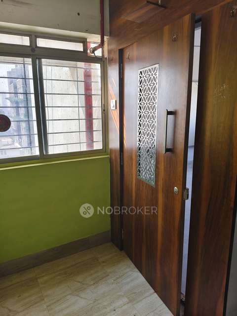 1 BHK Flat In Pavanputra Chs For Sale  In Parel