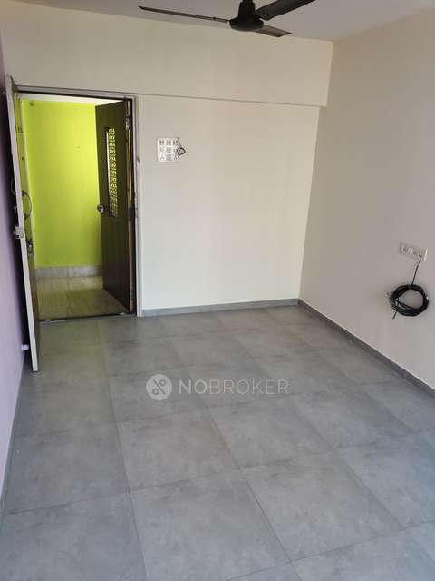 1 BHK Flat In Pavanputra Chs For Sale  In Parel