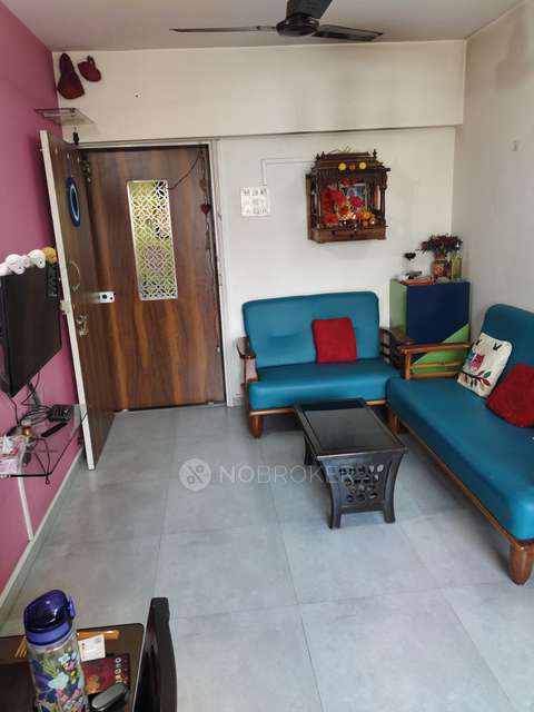 1 BHK Flat In Pavanputra Chs For Sale  In Parel