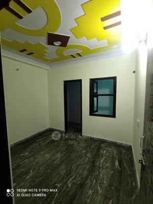 2 BHK House for Rent  In Sadh Nagar Ii, Manglapuri