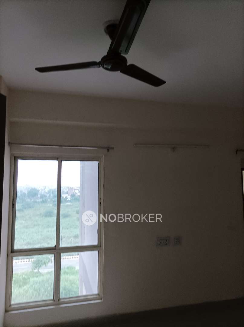 Koyal Enclave Gagan Vihar Rent WITHOUT BROKERAGE Semifurnished 2 BHK