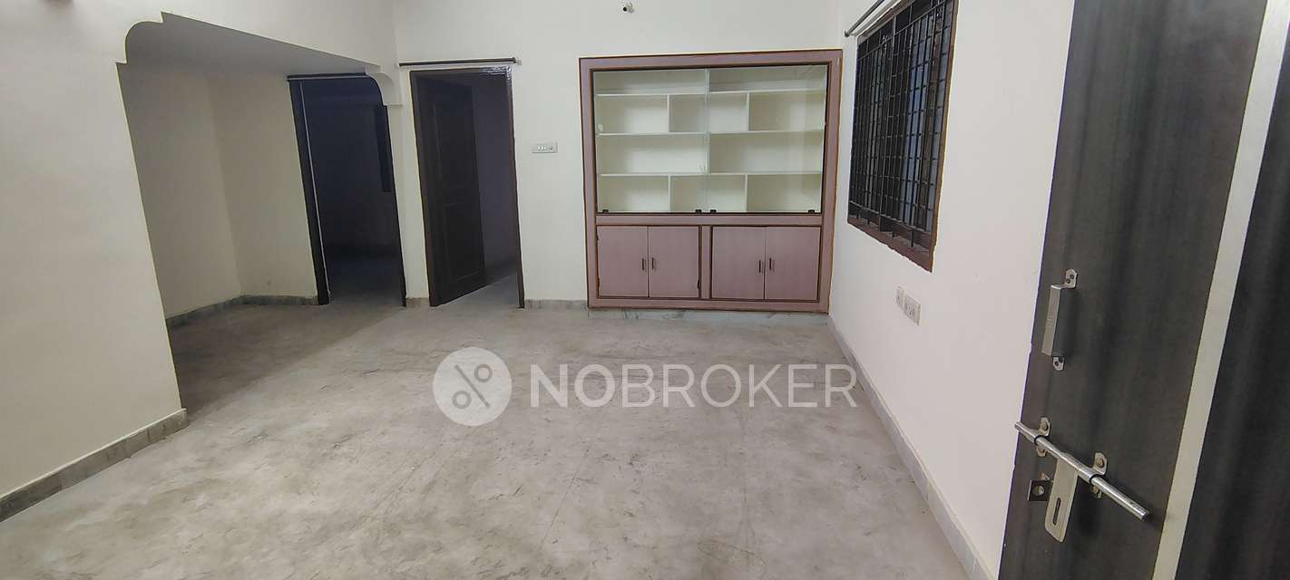 2 BHK Flat In Svr Udumula Apartments For Sale  In Shivaji Nagar