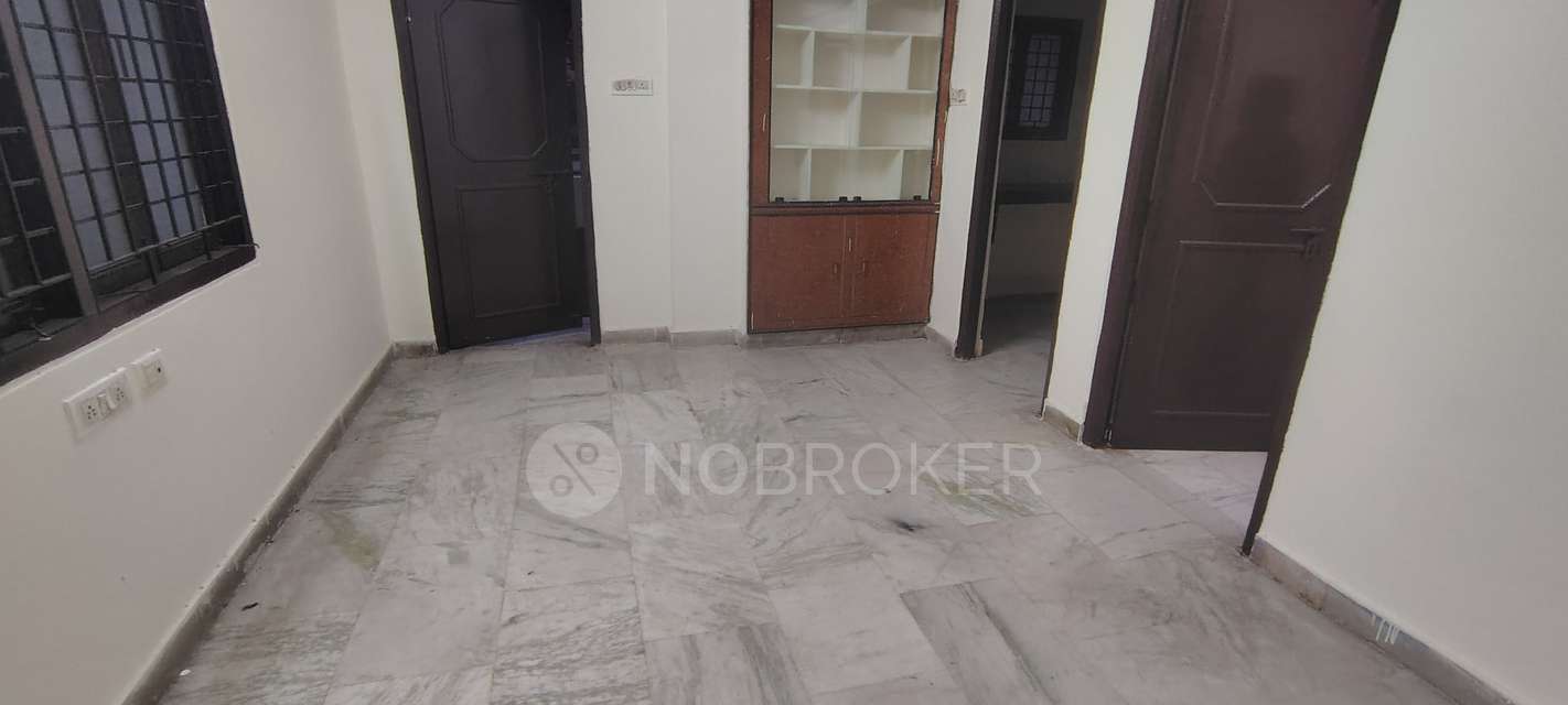 2 BHK Flat In Svr Udumula Apartments For Sale  In Shivaji Nagar