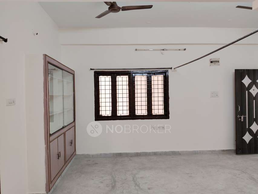 2 BHK Flat In Svr Udumula Apartments For Sale  In Shivaji Nagar