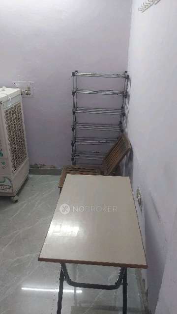 PG for Boys in Krishna Nagar, Karol Bagh