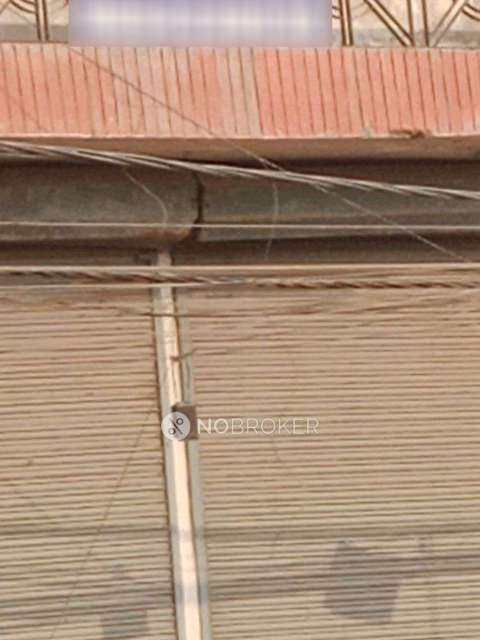 Commercial Property in Ghazipur Village, Delhi for Rent 
