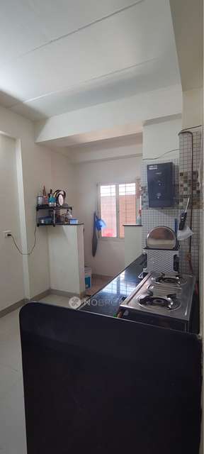 Single Room for Female In 3 BHK  In Triveni Co Operative Housing Society In Triveni Co-operative Housing Society