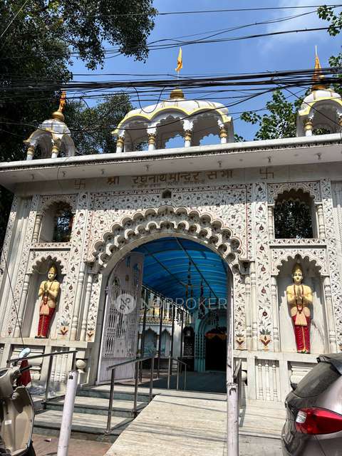 Shop in Kalkaji, Delhi for Rent 