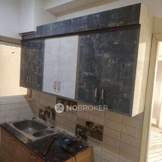 2 BHK Flat In  16th Park View For Sale  In Gautam Budh Nagar