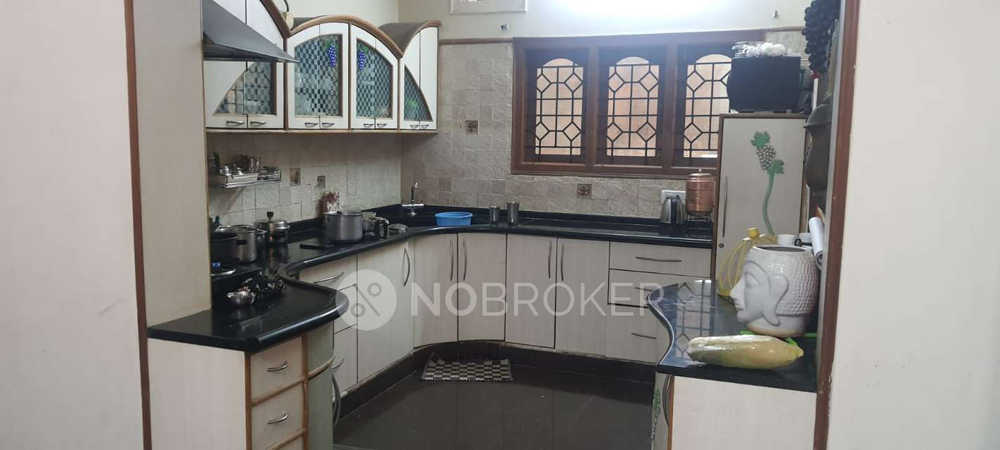 4+ BHK House For Sale  In Vijayanagar