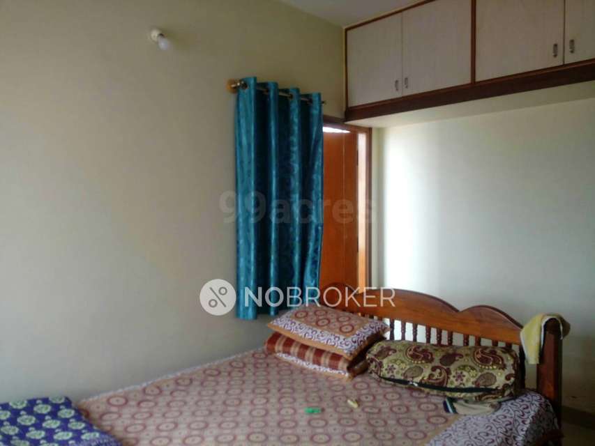 3 BHK Flat In Srinivasa Prashanti Nilayam For Sale  In Vijayanagar