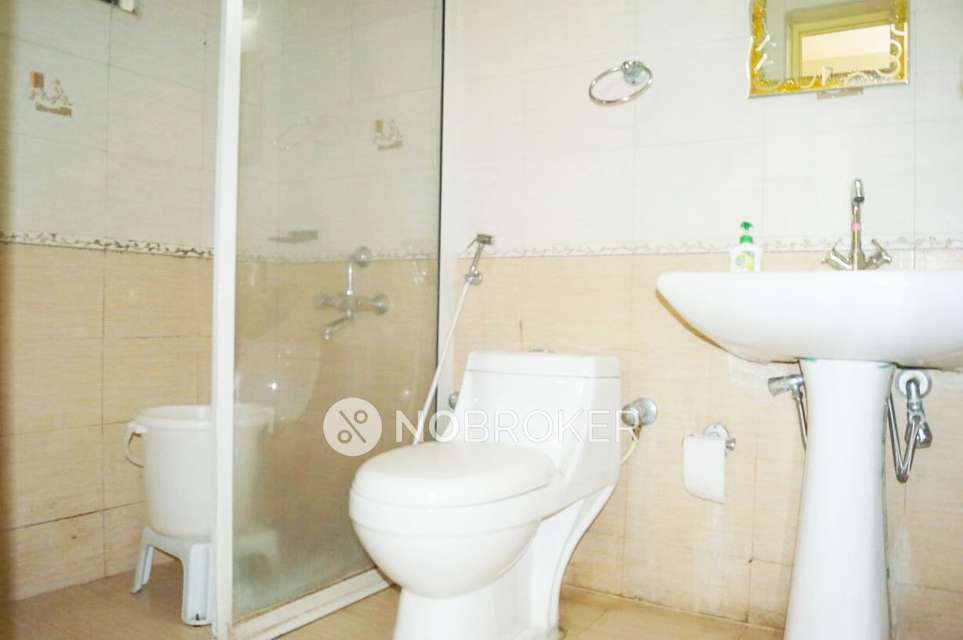 3 BHK Flat In Richomes Sheriff For Sale  In Richmond Town