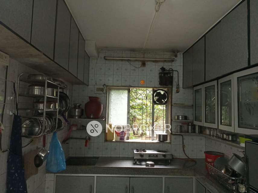 1 BHK Flat In  Standalone Building  For Sale  In Borivali East