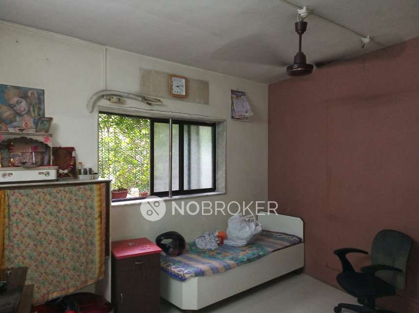 1 BHK Flat In  Standalone Building  For Sale  In Borivali East