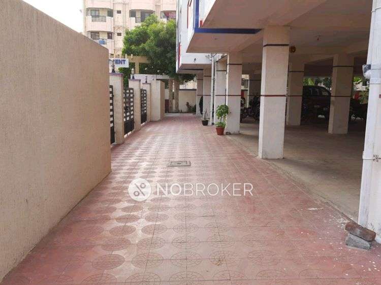 2 BHK Flat In Sri Raghavendra Aishwaryam Flats For Sale  In Urapakkam