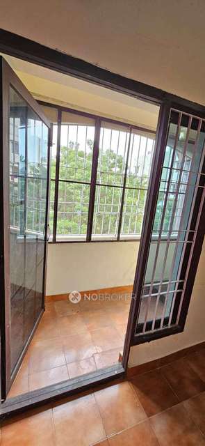 3 BHK Flat In Gruchigapwoo For Sale  In Saligramam,  Chennai - Central, Tamil Nadu