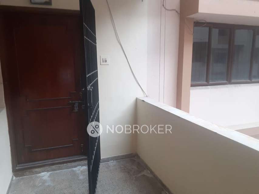 2 BHK Flat In Ramaniyam Citadel For Sale  In Arumbakkam