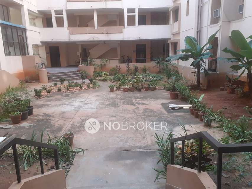 2 BHK Flat In Ramaniyam Citadel For Sale  In Arumbakkam