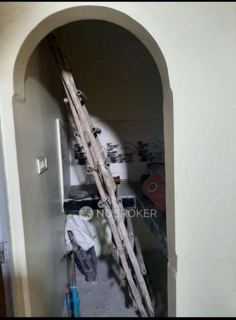 4+ BHK Flat For Sale  In  Baljit Nagar