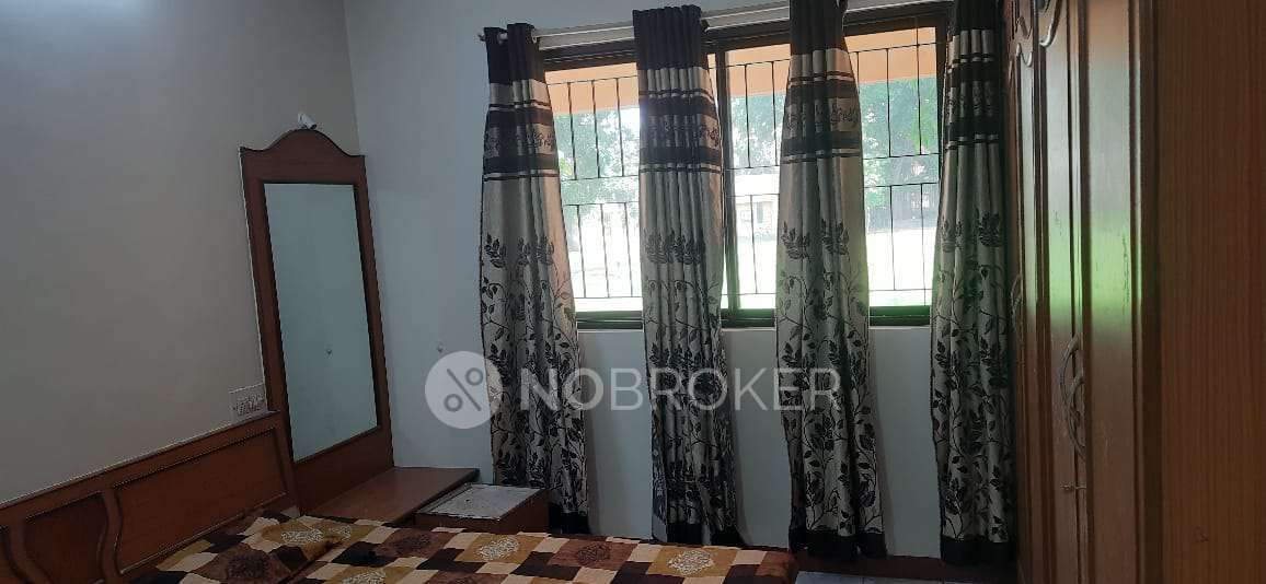 2 BHK Flat In Daffodil Building for Rent  In Daffodils Apartment Building F(b Wing), Magarpatta, Hadapsar, Pune, Maharashtra 411013, India